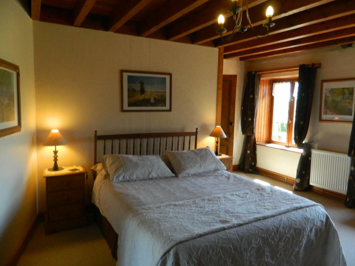 B&B La Seliniere Champ-du-Boult Екстер'єр фото