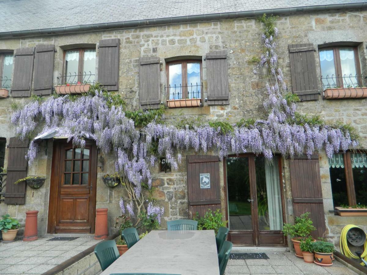 B&B La Seliniere Champ-du-Boult Екстер'єр фото